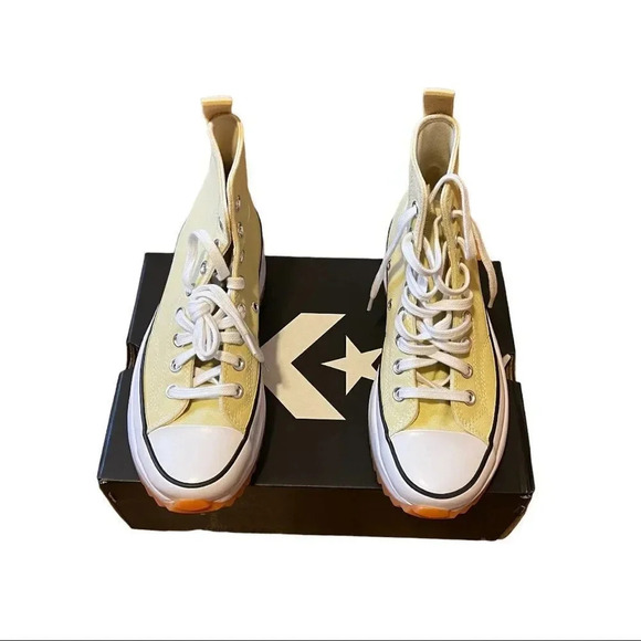 Unisex Run Star Hike Platform Converse sneakers. - Picture 9 of 15